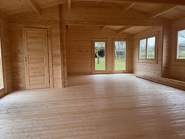 Innenansicht Blockbohlenh&auml;user