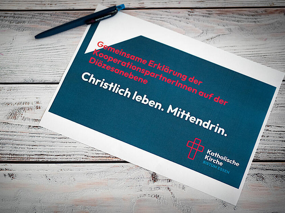 Foto von der gemeinsamen Erklärung der Kooperationspartner