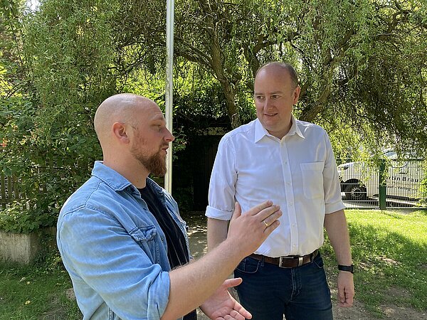Kita-Leiter Tobias König und MdB Matthias Hauer