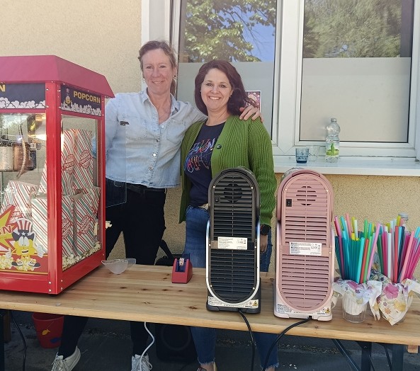 Team betreut Popcornstand
