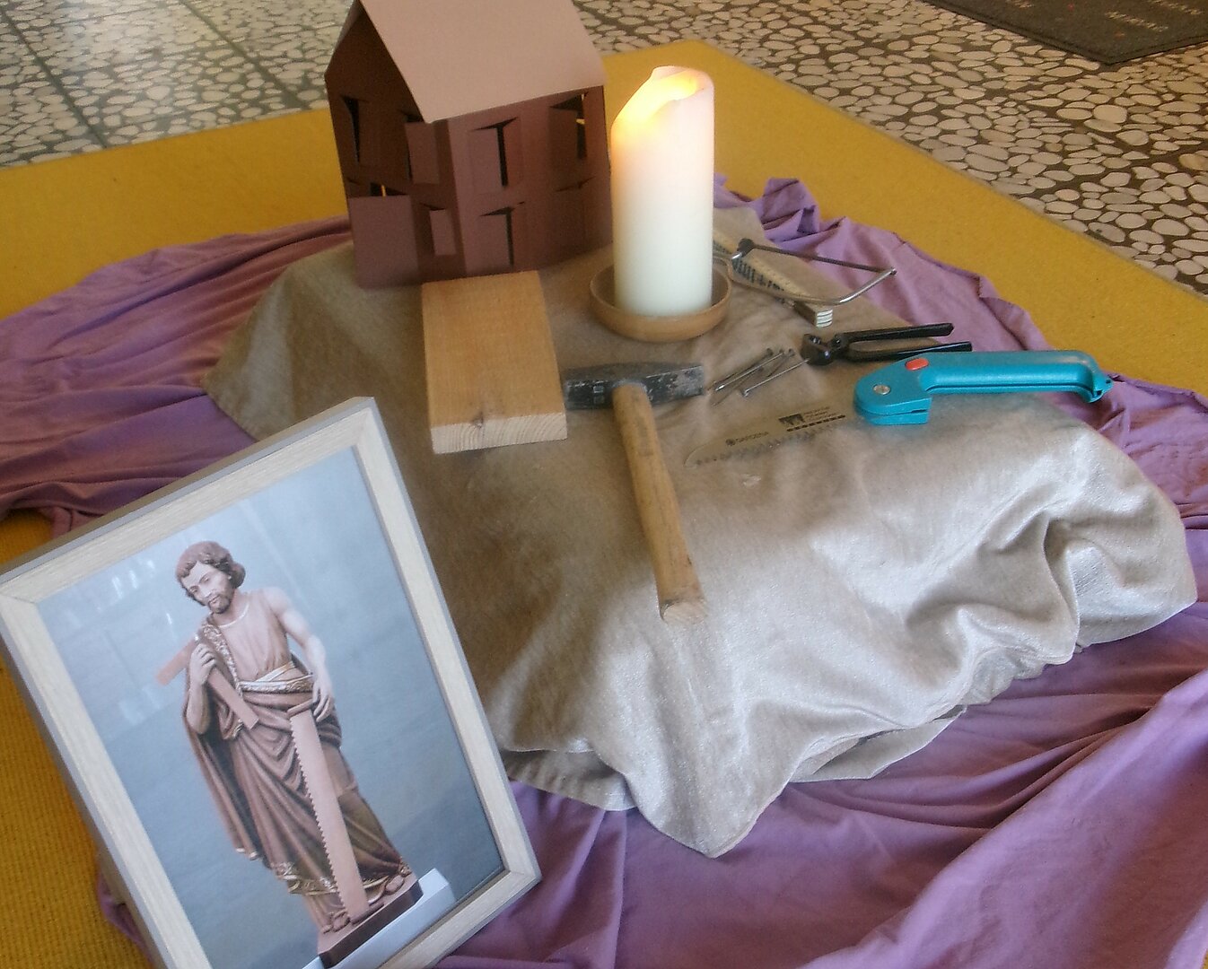 Religionspädagogisches Bodenbild